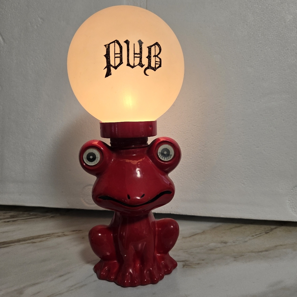 Pub light